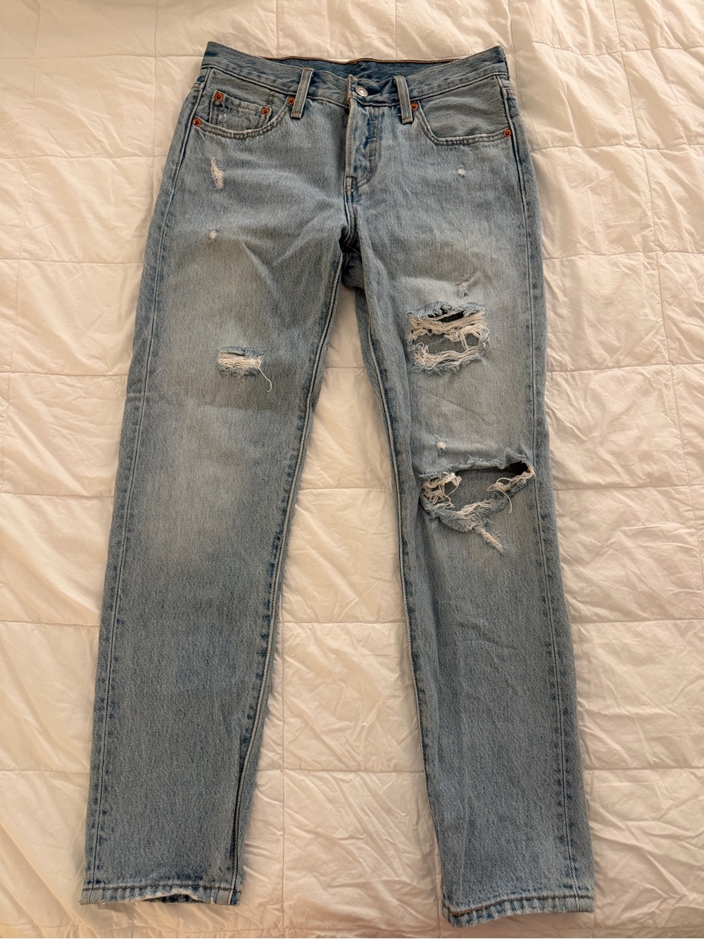 Size 25 Levi’s Light Wash Distressed Straight-Leg Jeans
